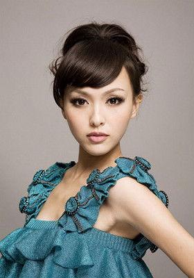 邱泽个人资料唐嫣,甜蜜爱情背后的故事