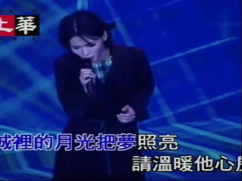 城里的月光创作背景,都市繁华背后的温情岁月